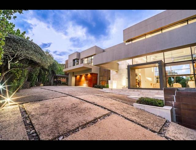 5 BEDROOM HOUSE FOR SALE IN BRYANSTON